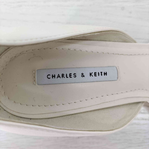 チャールズアンドキース CHARLES&KEITH ドルセイブロックヒールパンプス レディース 25.5