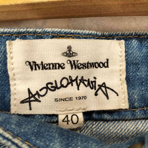 ヴィヴィアンウエストウッド アングロマニア Vivienne Westwood ANGLOMANIA ワッペン刺繍デザインショートデニムパンツ レディース 40