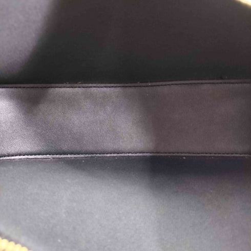 ハーフムーン ショルダーバッグ レディース