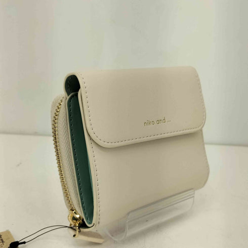 ニコアンド niko and... オリジナル10ポケット 財布 レディース