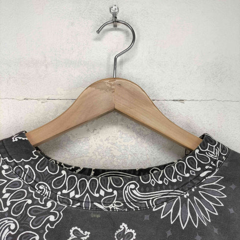 サカイ Sacai 23SS Ghetto Gastro Bandana Print Pullover メンズ 4