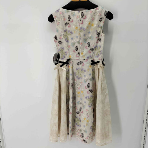 トッカ TOCCA 表参道店 ゴールドレーベル BUTTERFLY MEADOW バタフライ レディース JPN:0