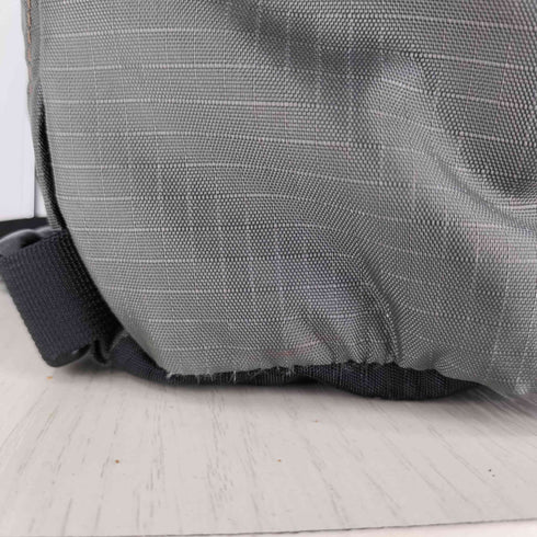 モンベル mont bell バイカラー リップストップ メッセンジャーバッグ メンズ