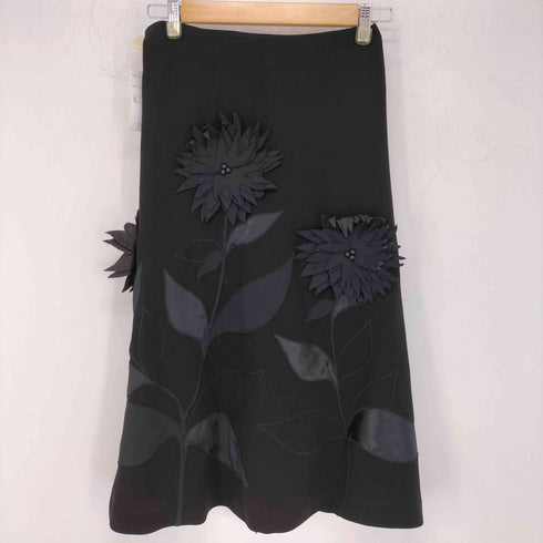 シビラ Sybilla フラワーデザインセットアップ レディース M