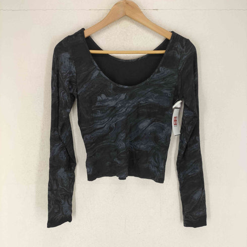 フォーエバー21 FOREVER 21 総柄サーマルトップス Y2K レディース M