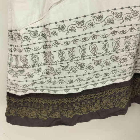 ハートイッセイミヤケ Haat ISSEY MIYAKE 刺繍デザイン L/S プルオーバーブラウス レディース 2