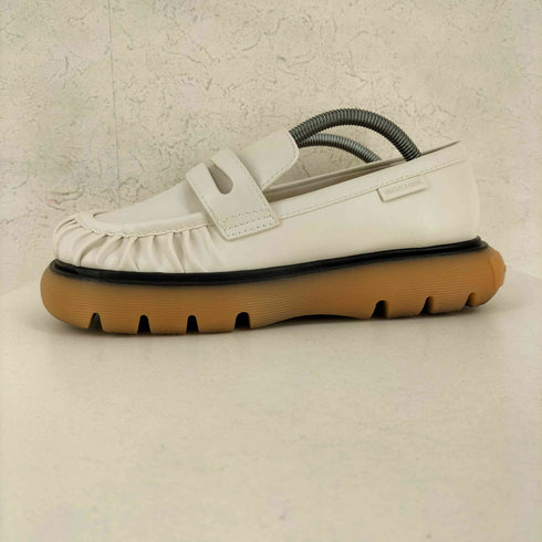 チャールズアンドキース CHARLES&KEITH ローファー ルーシュド リジッドソールペニーローファー レディース 37