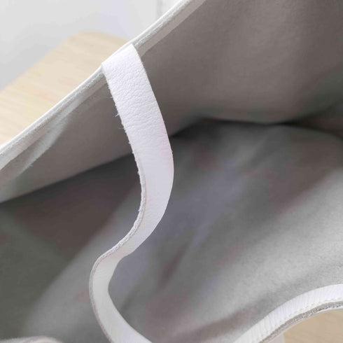 ロンシャン LONGCHAMP フランス製 ロゴ型押し レザー ラウンド ワンショルダーバッグ レディース