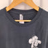 パンクドランカーズ PUNK DRUNKERS × Toy Tokyo Aitsu in NYC T-Shirt あいつくん プリント Tシャツ メンズ JPN:L