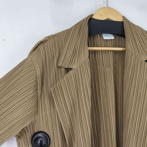 イッセイミヤケ ISSEY MIYAKE ボタンレス プリーツジャケット レディース JPN:M