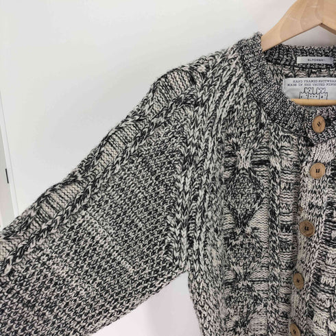 OLDDERBY KNITWEAR 英国製 3D ケーブルニット ウール クルーネック カーディガン レディース FR:36