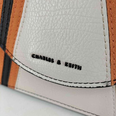 チャールズアンドキース CHARLES&KEITH チャンキーチェーン リンクスモールショルダーバック レディース