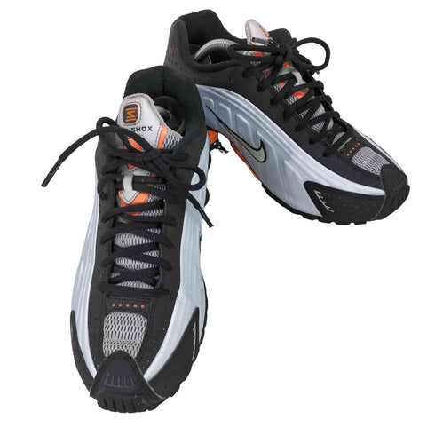 ナイキ NIKE SHOX R4 ローカットスニーカー レディース 25