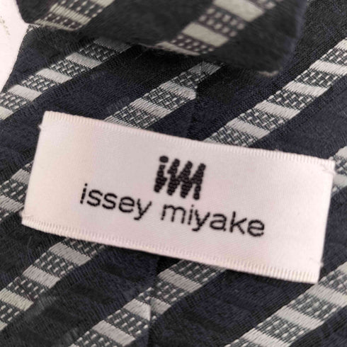 アイムイッセイミヤケ im ISSEY MIYAKE 80-90s 斜線ストライプ シルクネクタイ ブラック/グレー メンズ