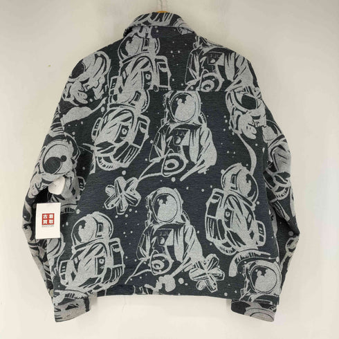 アーバン レヴィヴォ URBAN REVIVO 宇宙飛行士柄 ジャケット メンズ S