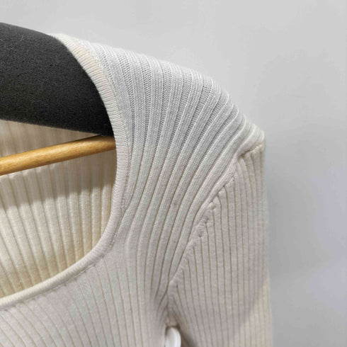 miele grande 立体フリル リブニットプルオーバー レディース