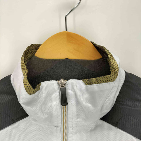 アディダス adidas CLIMAPROOF ナイロンジャケット メンズ JPN:M