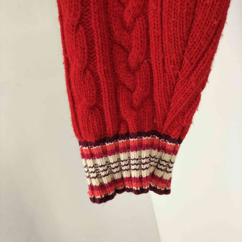 VICTOIRE ケーブル編みVネックニット メンズ