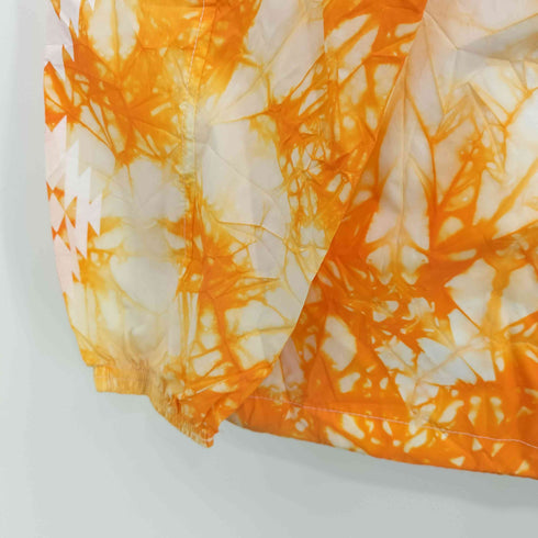 ノーアイディー NO ID. ナイロン撥水タイダイ染めフーデッドブルゾン メンズ 1