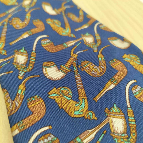 サルヴァトーレフェラガモ Salvatore Ferragamo 煙管デザイン シルク ネクタイ メンズ