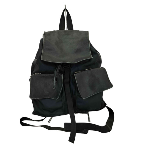 A.I.P.ジップ ナイロン レザー切替 マルチポケット バックパック リュック メンズ