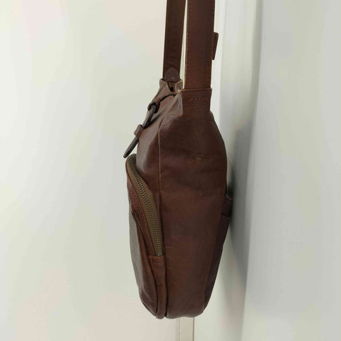 ダコタ dakota レザー マルチポケット ショルダーバッグ レディース