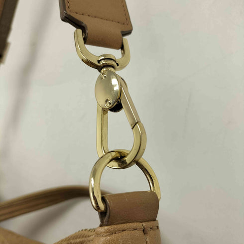 アニヤハインドマーチ ANYA HINDMARCH リボン総柄 型押し レザー ショルダーバッグ レディース