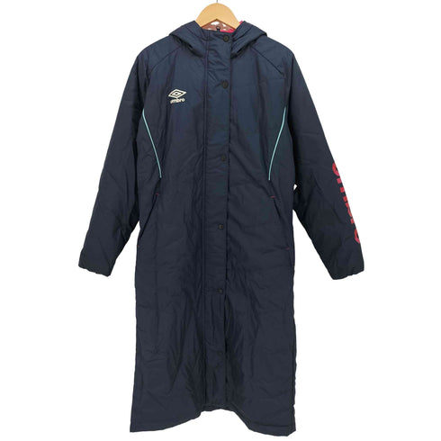 アンブロ UMBRO ロゴ 刺繍 中綿 パテッド ベンチ コート レディース import:L