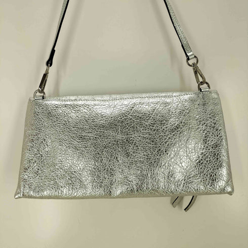 ジャンニキャリーニ GIANNI CHIARINI メタリックシルバー クラッチバッグ レディース