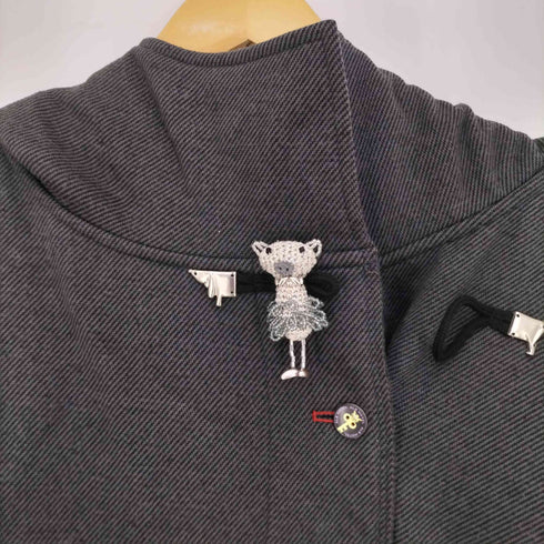 アルベロベロ OLLEBOREBLA オレボレブラ ブタさん 相違ボタンデザイン ボンディング フーデット ハーフ コート レディース