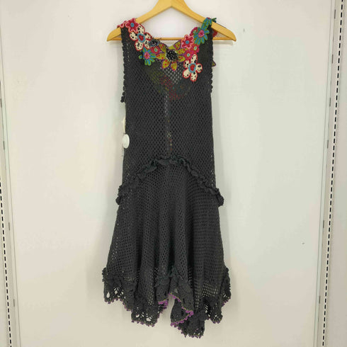 アルベロベロ OLLEBOREBLA オレボレブラ うさぎ ネコ アップリケ スパンコール ビジュー装飾 ノースリーブ かぎ編み 変形 ロング ネットニット レディース