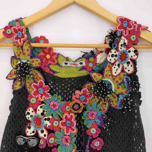 アルベロベロ OLLEBOREBLA オレボレブラ うさぎ ネコ アップリケ スパンコール ビジュー装飾 ノースリーブ かぎ編み 変形 ロング ネットニット レディース