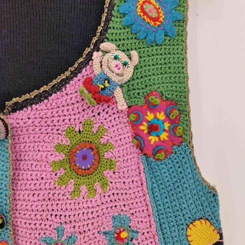 アルベロベロ OLLEBOREBLA オレボレブラ ブタさん おはな アップリケ ラメ糸 ビジュー装飾 かぎ編み ニットベスト レディース