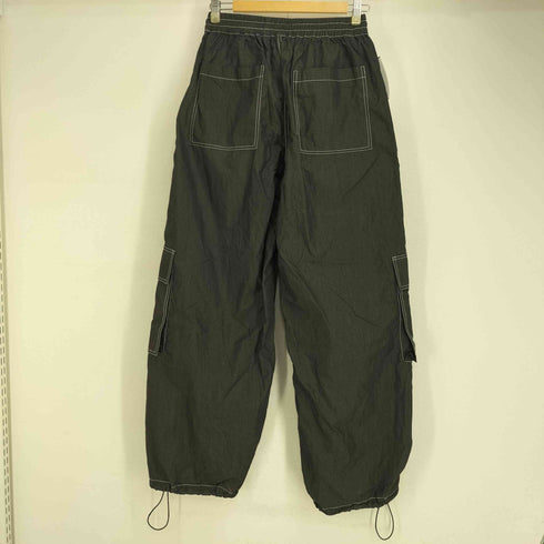 Studio 1till8 マルチポケット ワイドカーゴパンツ レディース