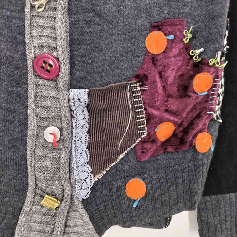 アルベロベロ OLLEBOREBLA オレボレブラ 裁縫 裁ち切りスパンコール ビジュー装飾 フェイクボタン パッチワーク切替 フリル カーディガン レディース