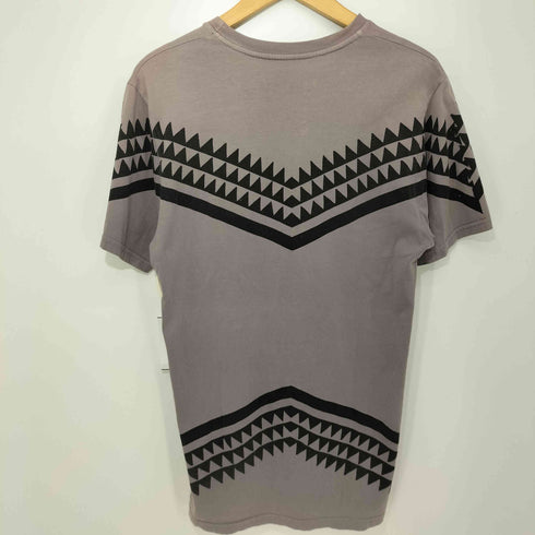 スビ KSUBI フリーメイソン 秘密結社 クルーネックTシャツ メンズ import:XS