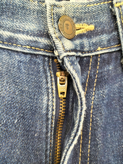 アベイシングエイプ A BATHING APE クラッシュジップフライデニムパンツ メンズ