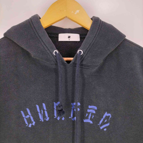 アンディフィーテッド UNDEFEATED USUGROW アーチロゴ プルオーバーパーカー レディース JPN:M