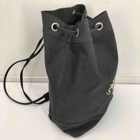 アニエスベー agnes b. トカゲ プリント ロゴ タブ バケツ 巾着 ショルダー バックパック メンズ