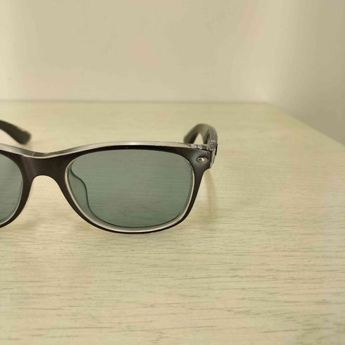 レイバン Ray-Ban NEW WAYFARER グレーフレームサングラス メンズ