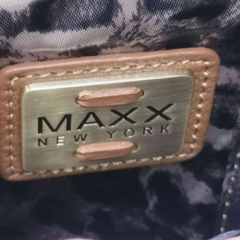 MAXX NEWYORK レザーショルダーバッグ レディース