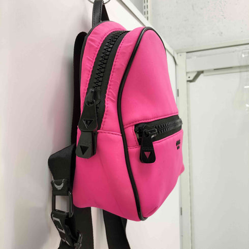 ゲス GUESS ジップデザインバックパック レディース
