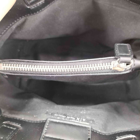 アルマーニエクスチェンジ ARMANI EXCHANGE エンボスロゴ ハンドバッグ メンズ