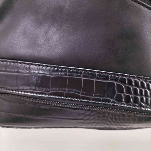 giulio label クロコ型押し レザーショルダーバッグ メンズ