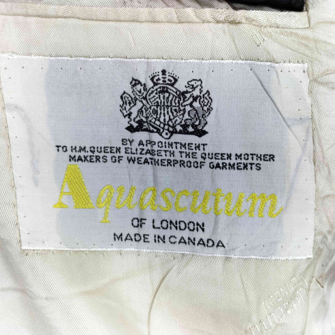 アクアスキュータム AQUASCUTUM カナダ製 金ボタン テーラードジャケット レディース