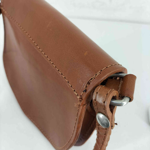 Florence イタリア製 レザーショルダーバッグ レディース