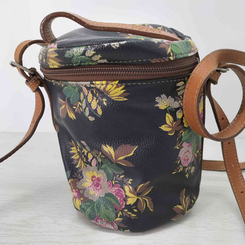 ケンゾーパリス KENZO PARIS 花柄 レザーショルダーバッグ レディース