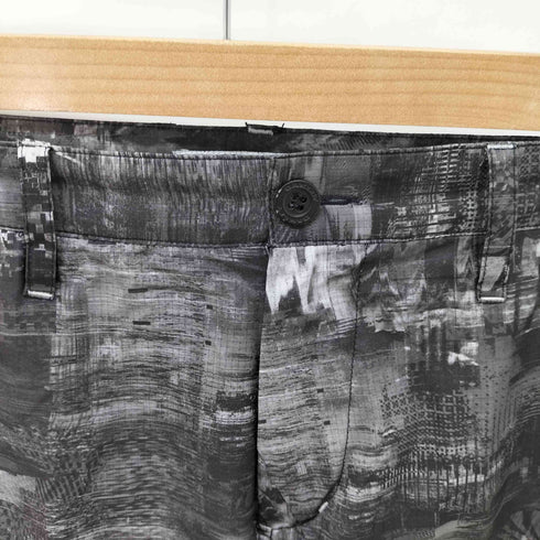 オークリー OAKLEY スカルロゴ刺繍総柄ハーフパンツ メンズ 34inch