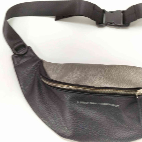 N NUMBER COMMON BASE シボ革 レザー バイカラー ボディバッグ メンズ