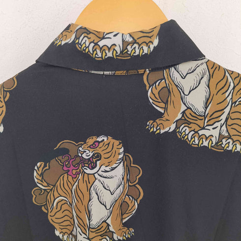チュウカタベタイ タイガー長袖シャツ メンズ import:L